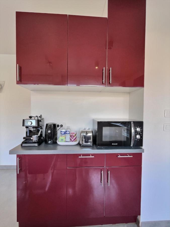 "Magic Red" De Miss.K Conciergerie Apartman Mâcon Kültér fotó