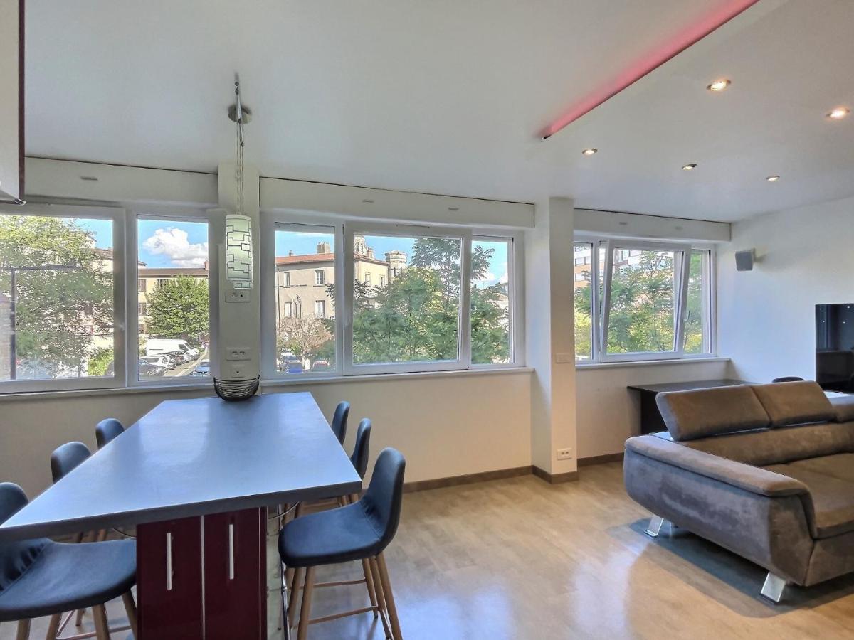 "Magic Red" De Miss.K Conciergerie Apartman Mâcon Kültér fotó