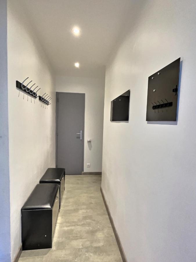"Magic Red" De Miss.K Conciergerie Apartman Mâcon Kültér fotó