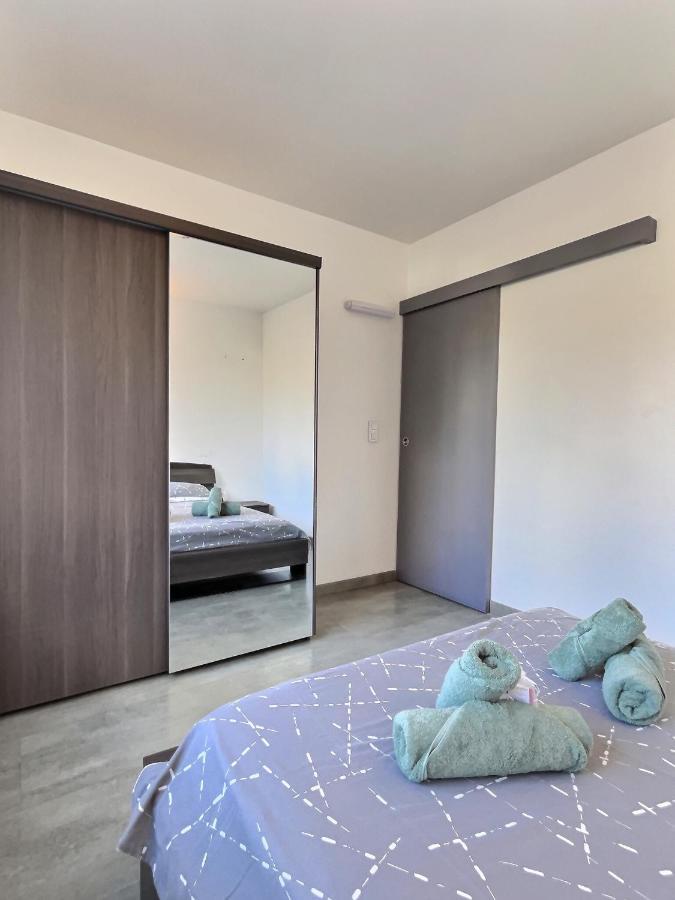 "Magic Red" De Miss.K Conciergerie Apartman Mâcon Kültér fotó