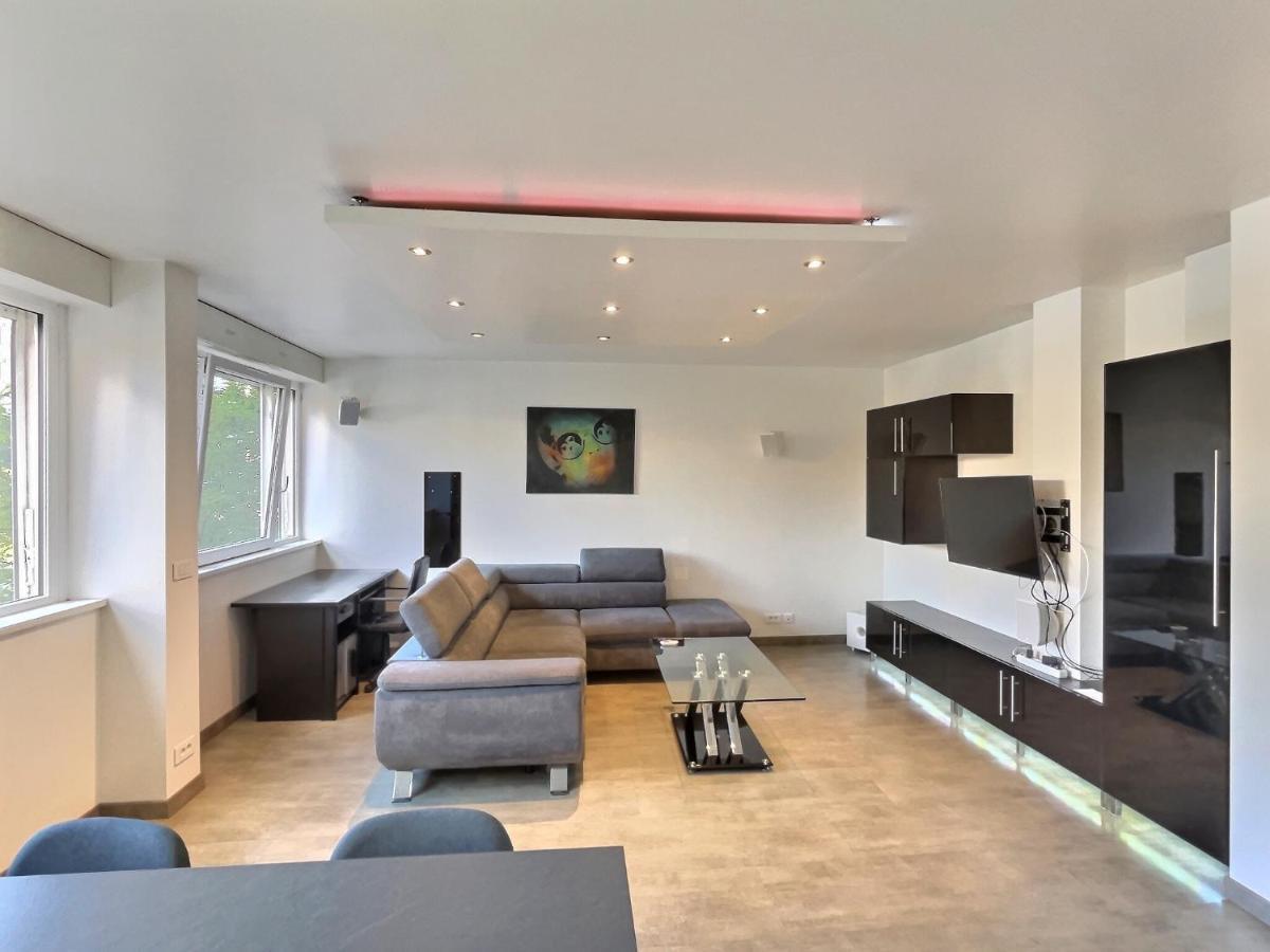 "Magic Red" De Miss.K Conciergerie Apartman Mâcon Kültér fotó